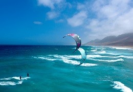 Kitesurf: perché andare con il surfino a caccia di onde